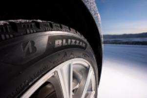 Bridgestone Blizzak IcePeak : le nouveau pneu d'hiver phare qui remplace le WS90 et le DM-V2